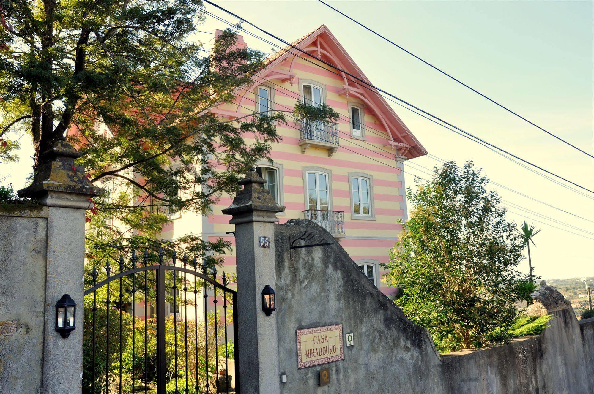 Casa Miradouro Hotel Синтра Екстериор снимка